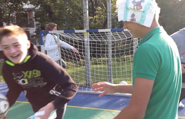 Święto dla każdego „lenia” to cukierki i zwolnienia